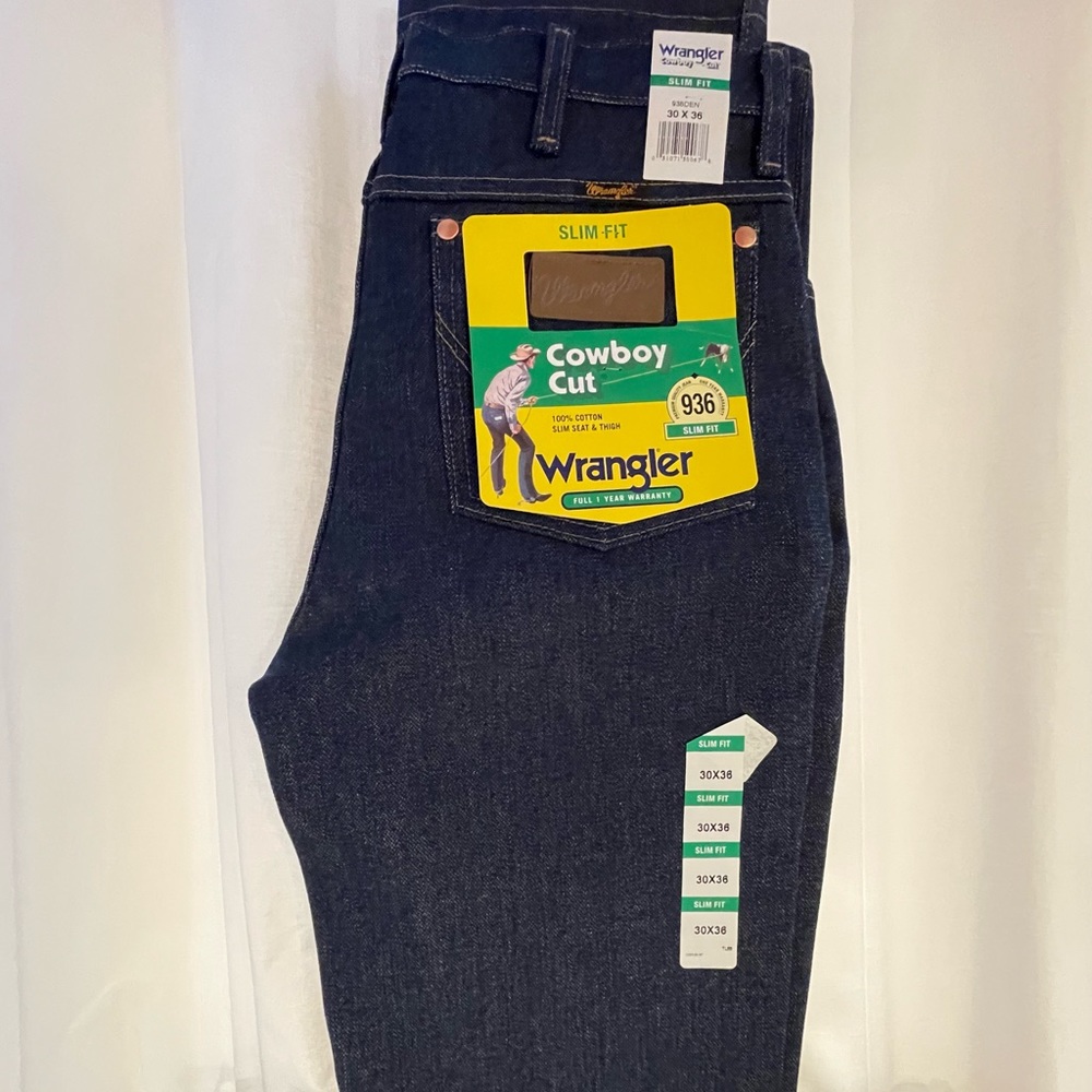 NWT- Wrangler Cowboy Cut Denim Jeans- Slim Fit- sSize 30x36